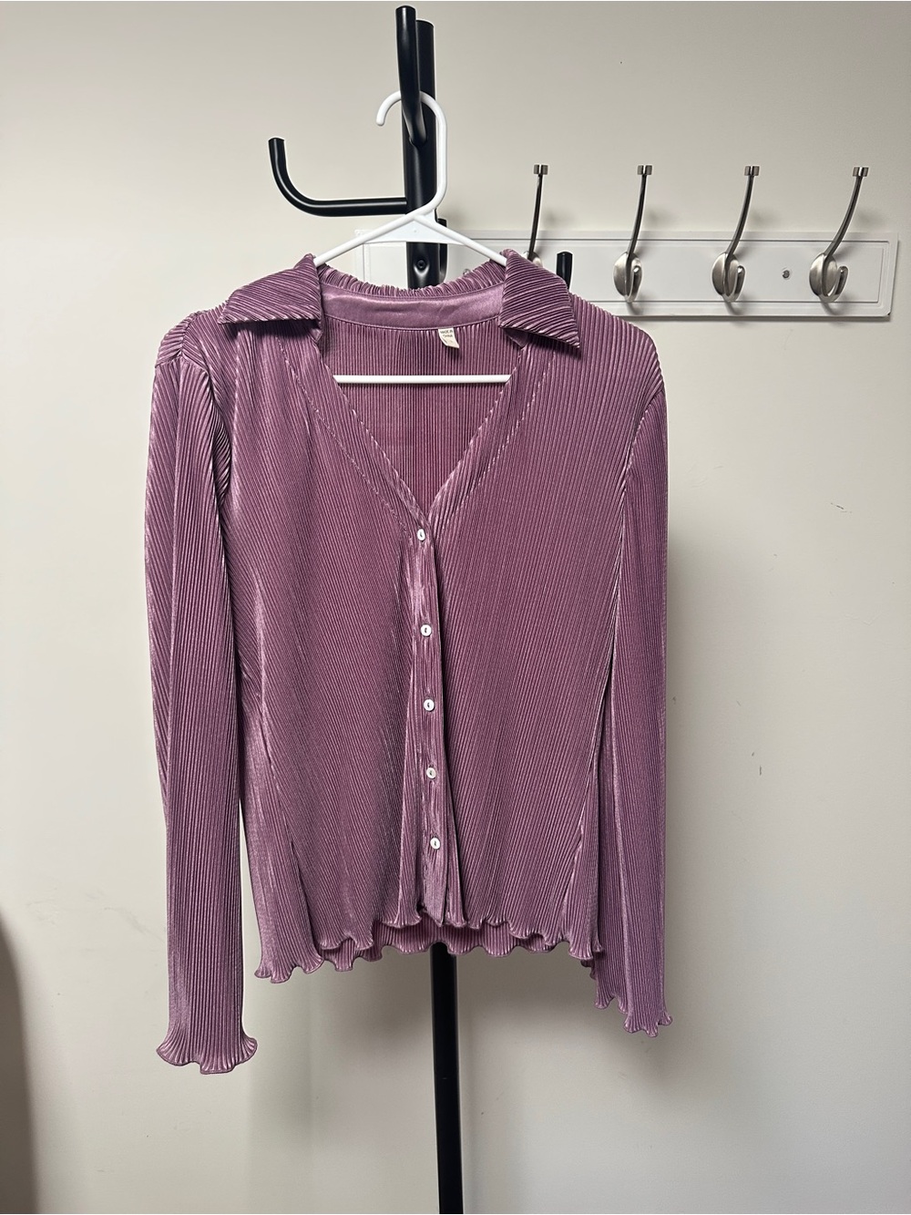 Anthropologie DOLAN Lettuce-Hem Buttondown Top | Lavender | Small